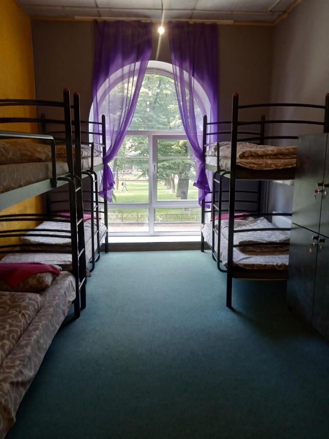Travel Station Hostel Ιβανό-Φρανκίβσκ Εξωτερικό φωτογραφία